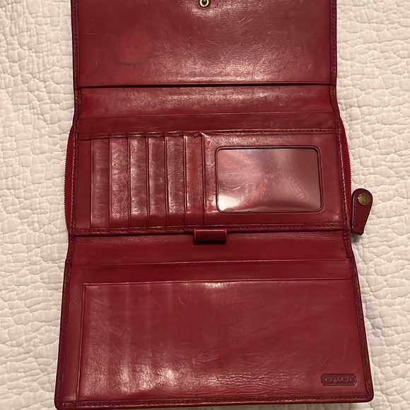 Authentic Coach Bucket purse & matching Wallet. - Picture 3 of 9